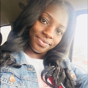 Meet your Posher, Carmen